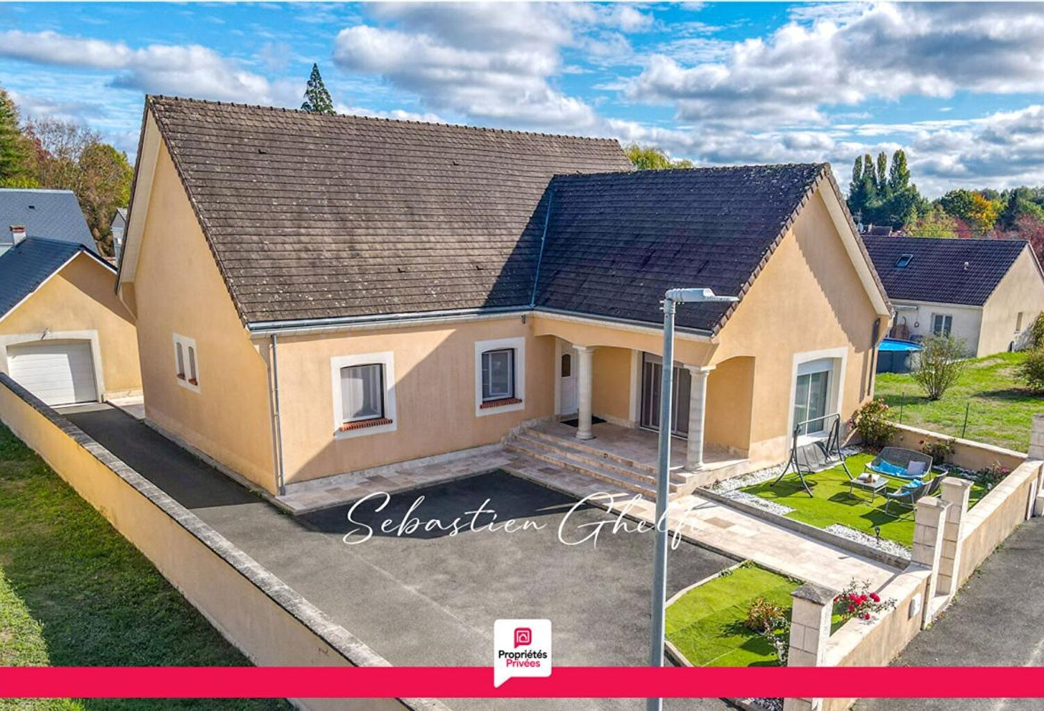 Romorantin-belle maison avec 4 chambres de plain-pied-garage-jardin — photo 1