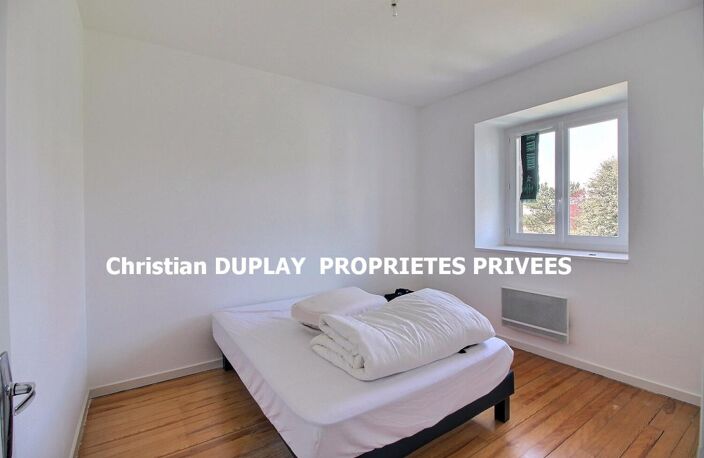 *** SOUS COMPROMIS ***  SAINT VICTOR MALESCOURS 43140  maison mitoyenne comprenant deux logements et deux garages environ 140m² — photo 4