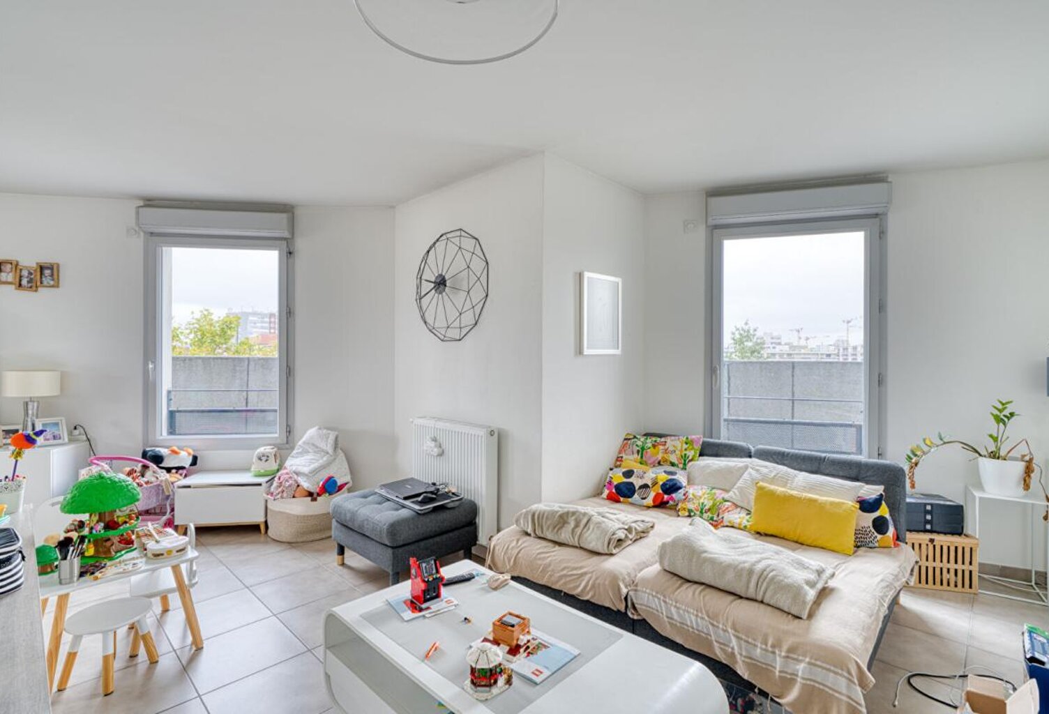 Appartement Villeurbanne 4 pièce(s) 104.74 m2 — photo 1