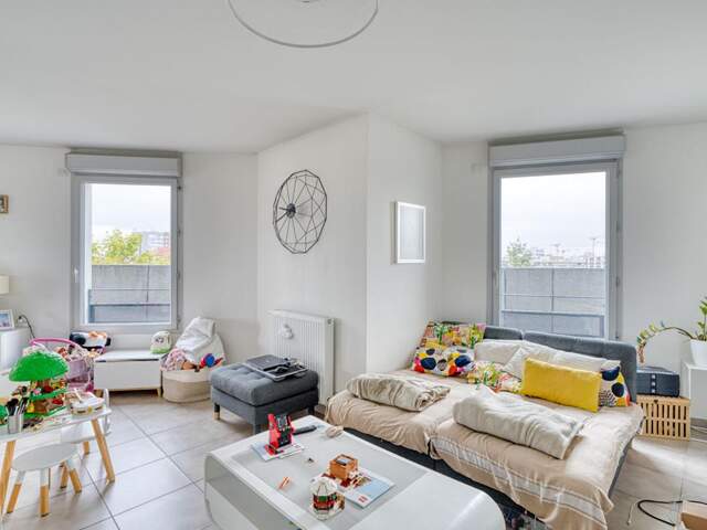 Appartement Villeurbanne 4 pièce(s) 104.74 m2 — photo du bien