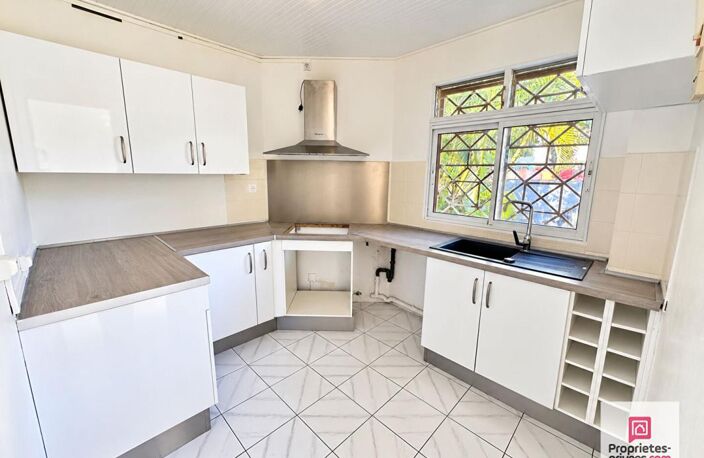 EXCLUSIVITÉ - DIDIER - Grand T5 avec 4 chambres climatisées, terrasse et 2 parkings — photo 4