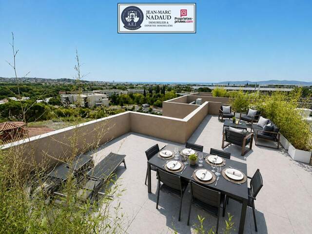 T4 signature, Dernier Étage + Rooftop 63 m² -Panorama Estérel & Horizon Mer — photo du bien