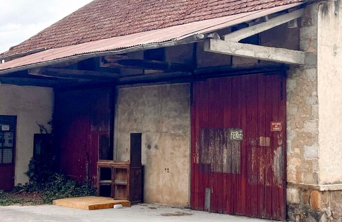 Masclat 46350-Centre-Bourg:  Hangar/atelier- 4 pièce(s) 290 m2 sur deux étages — photo 4