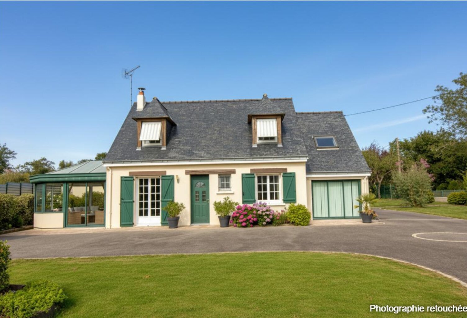 Maison de 130 m² habitables sur une parcelle de 2600 m² à GREZ-NEUVILLE secteur LA MEMBROLLE — photo 1