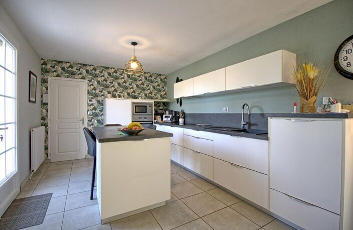 Maison de 130 m² habitables sur une parcelle de 2600 m² à GREZ-NEUVILLE secteur LA MEMBROLLE — photo 2