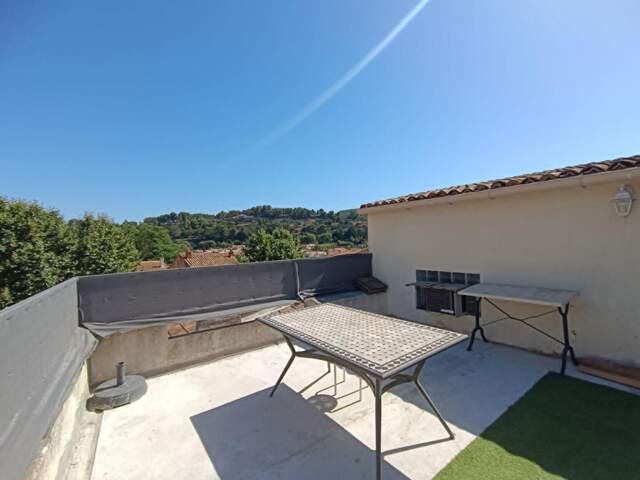 Maison Saint Chamas 4 pièce(s) 105 m2  BELLE Terrasse — photo du bien