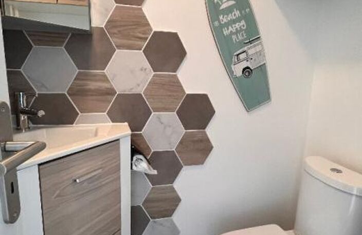LE CROISIC - Appartement T2 de 21 m², entièrement rénové avec soin, vendu meublé et parfaitement équipé — photo 4