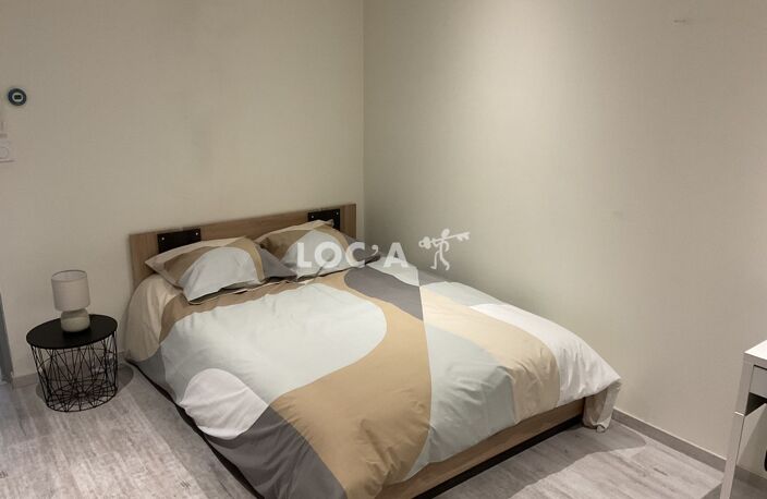 Location appartement 1 pièce 12 m² à Vénissieux (69200) — photo 4
