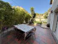 À VENDRE - MAISON DE 185 m² AVEC JARDIN, 3 STATIONNEMENTS ET — photo 4