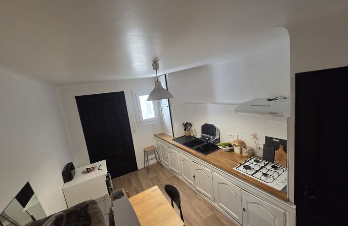 MAISON DE VILLAGE A VELAUX DE 70 M² AVEC PETIT EXT — photo 4