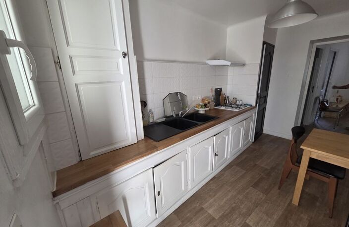 MAISON DE VILLAGE A VELAUX DE 70 M² AVEC PETIT EXT — photo 5