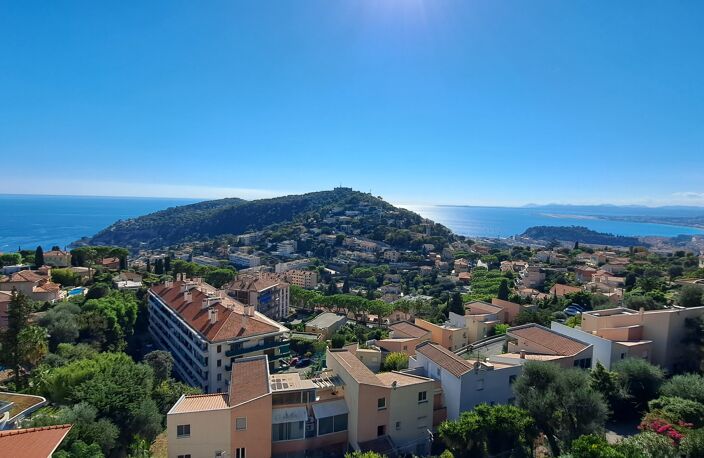 Vente appartement 4 pièces  Villefranche-sur-Mer (06230) — photo 2