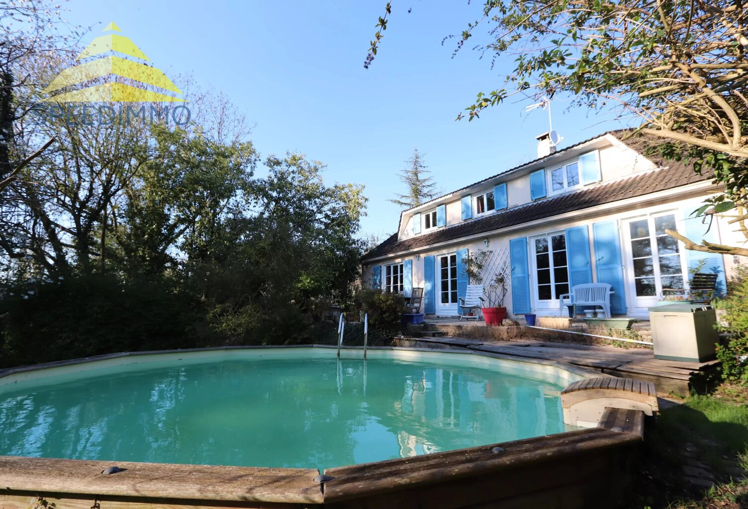 Maison spacieuse à Mandres-les-Roses avec piscine — photo 1