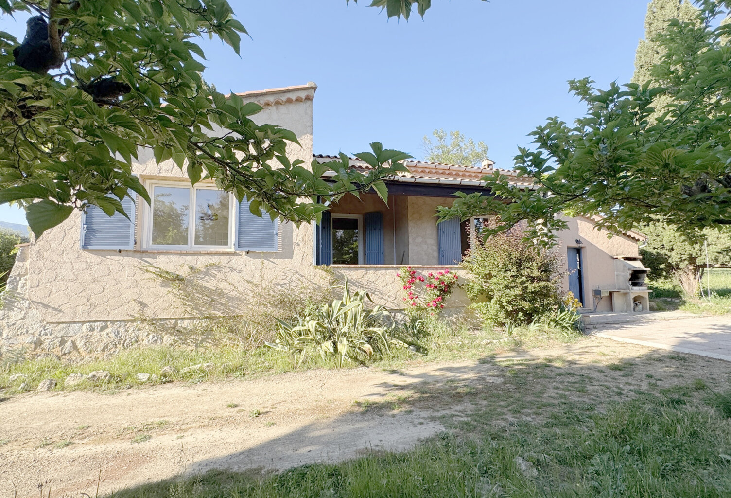 Grasse PLASCASSIER  Maison de plain-pied de 112 m2 avec anne — photo 1