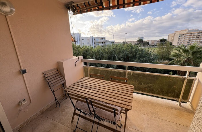 T1 23 m2 Terrasse, ascenseur, parking - Le Lavandou — photo 5