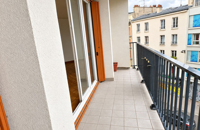 Paris 20e   Télégraphe | 80 m2 lumineux avec balcon   Métro — photo 3