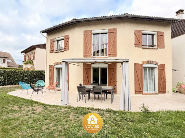 Maison familiale 4 Chambres + bureau rénovée avec jardin — photo du bien