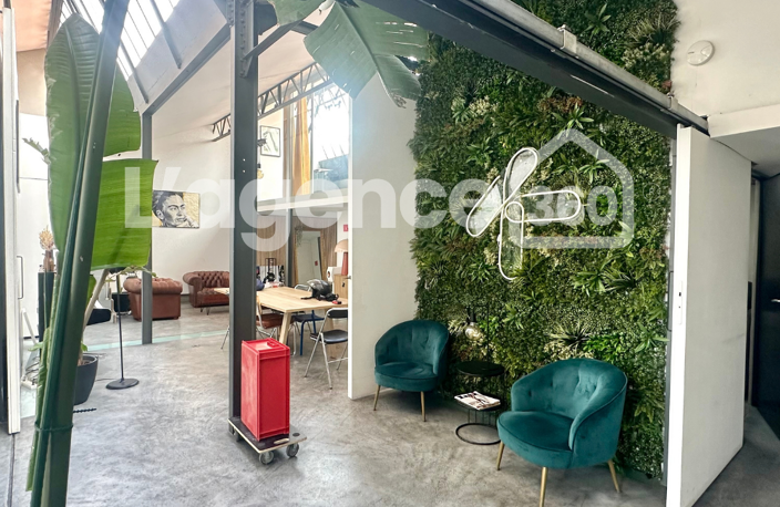À louer - Atelier / Bureaux atypiques esprit loft - 228 m² — photo 3