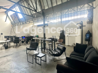 À louer - Atelier / Bureaux atypiques esprit loft - 228 m² — photo 4