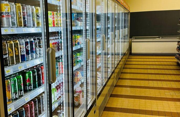 Vente Boutique/Local commercial 600 m&sup2; — photo 3