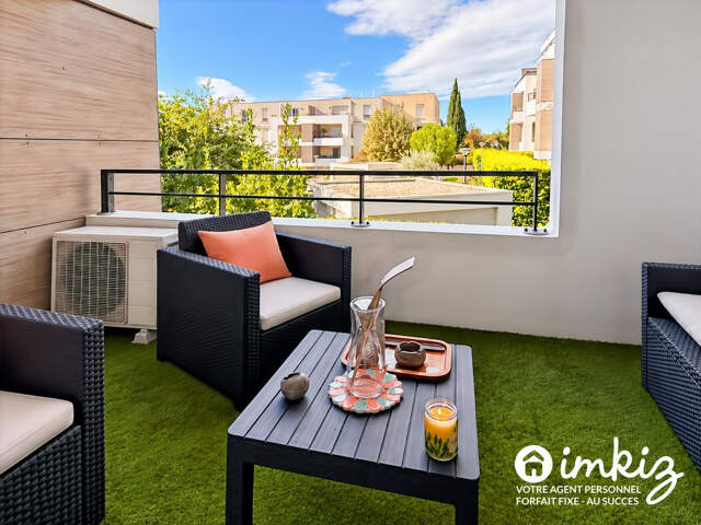 Appartement T3 avec piscine et parking — photo du bien