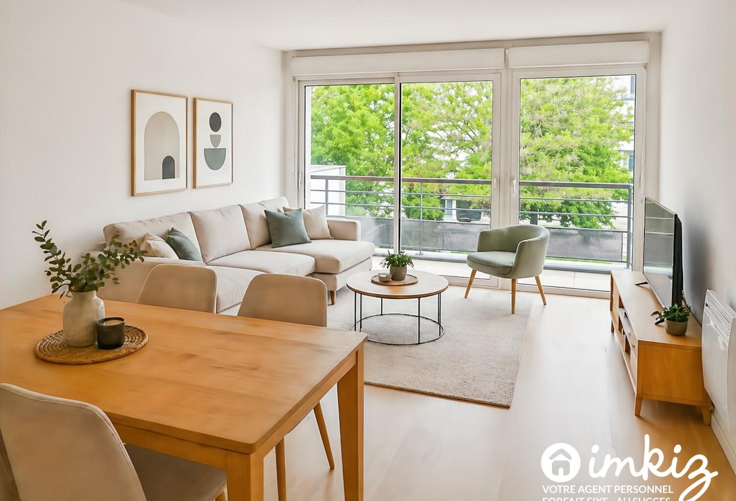 T2 lumineux avec balcon, parking et ascenseur — photo 1