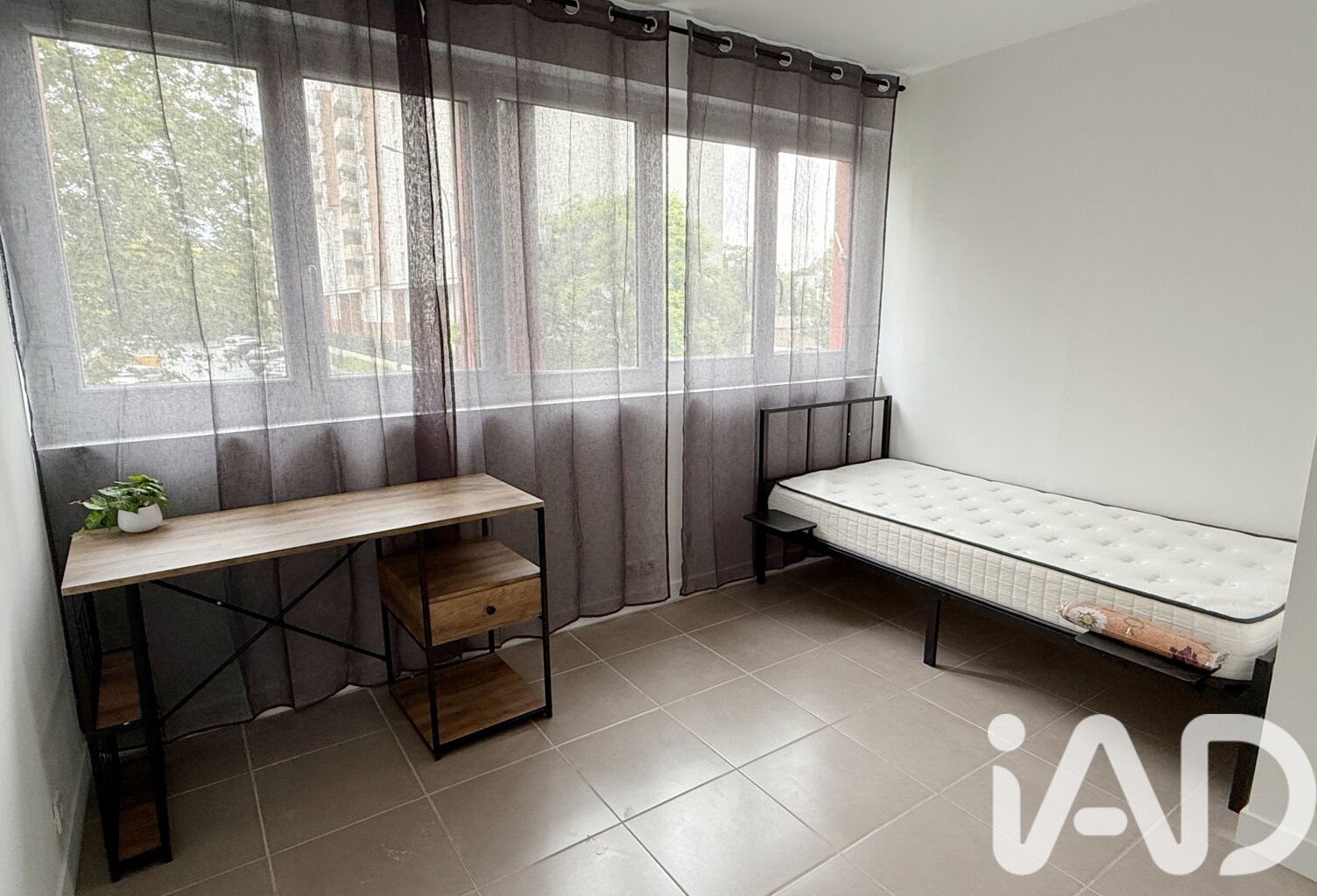 Location Appartement 4 pièces — photo 1