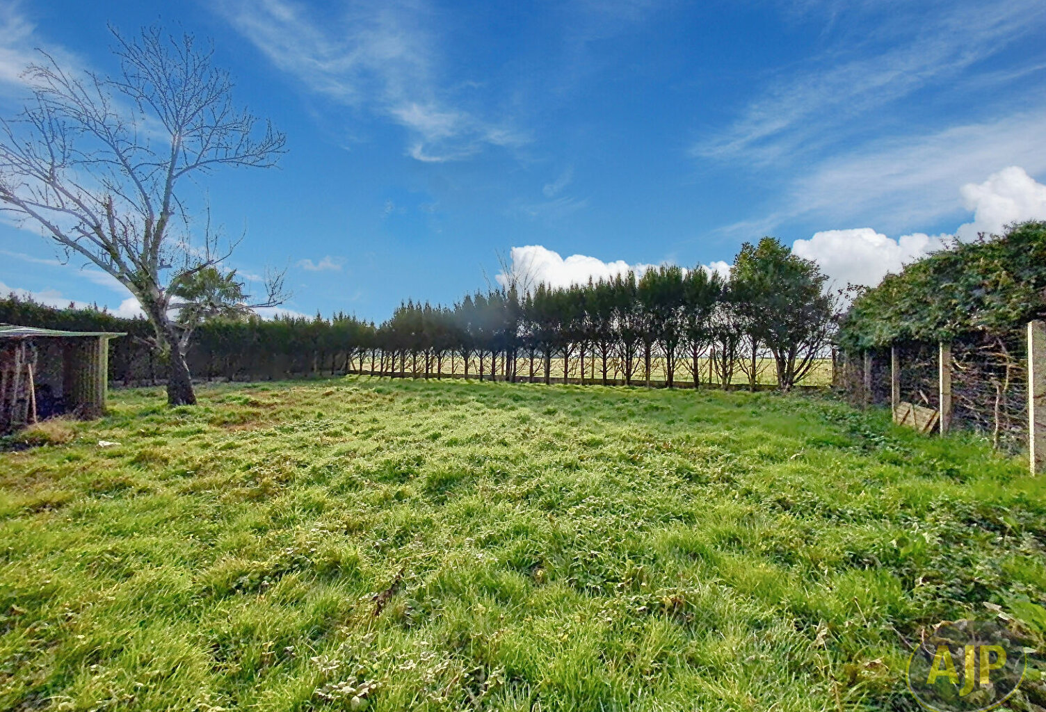 Projet de Création à Cussac-Fort-Médoc : 135m² à Aménager, Secteur Calme et Bien Exposé — photo 1