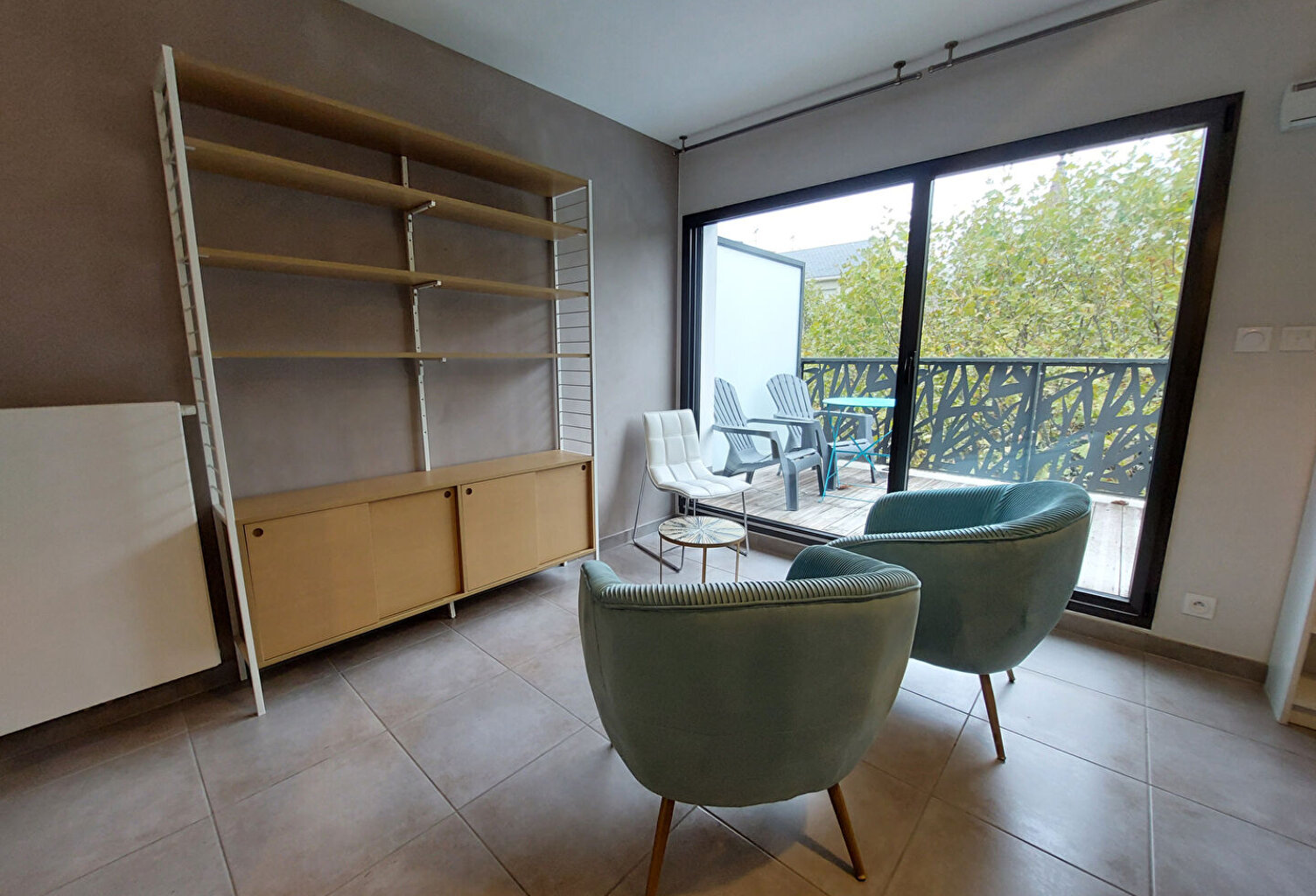 Appartement meublé avec terrasse, place de parking couverte - Tour de ville RODEZ — photo 1
