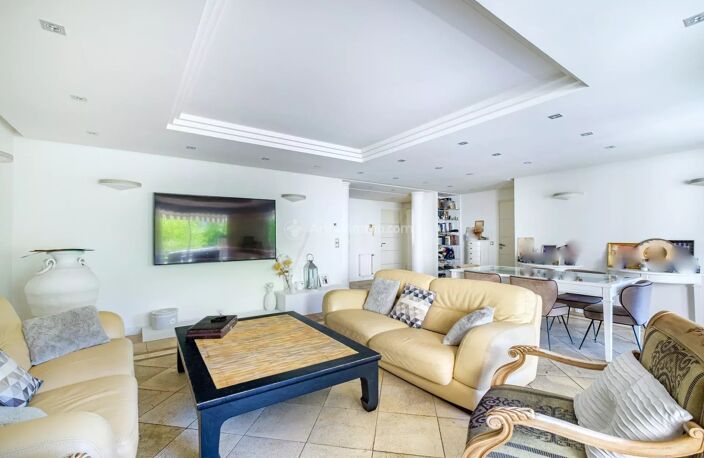 Très beau T6 familial de 136 m² – Villeurbanne Gratte-Ciel — photo 3