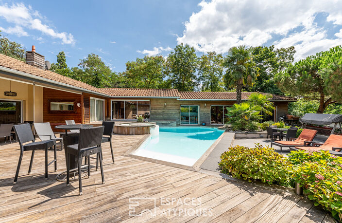 Maison de plain-pied avec jardin arboré et piscine au coeur de Limonest — photo 3