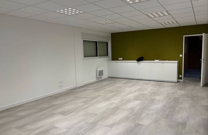 Local d'activité Saint Julien De Concelles 280 m2 — photo 4