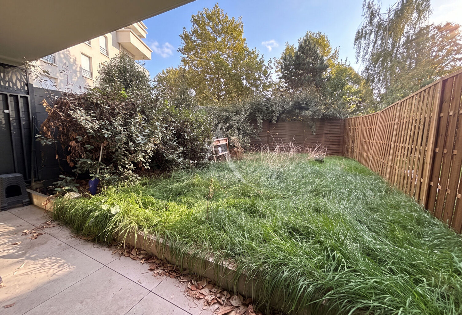 REZ-DE-JARDIN : APPARTEMENT 3 PIÈCES - CERGY LE HAUT — photo 1