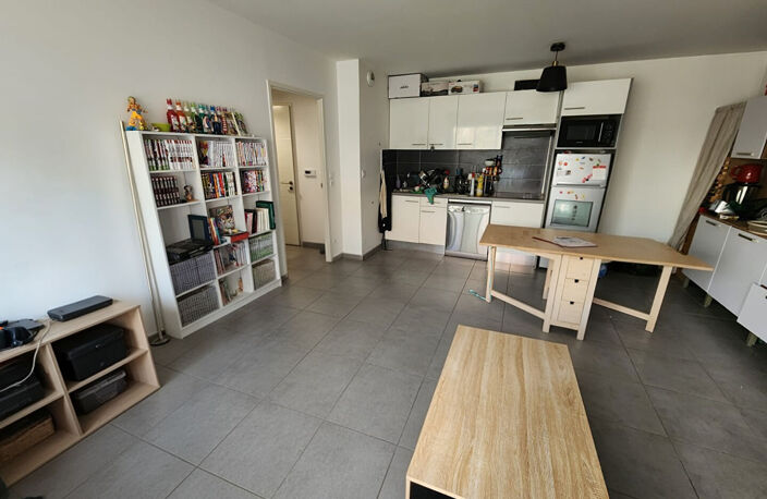 Appartement T3  de 61m², terrasse, parking sous-sol, résidence récente — photo 2