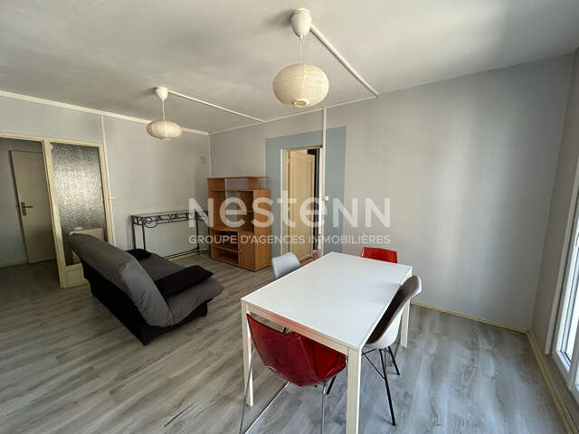 31500 Quartier Amouroux Proche Métro Roseraie Beau T3 Meublé  entièrement équipé de 60.1m² avec cave de 14m² — photo du bien