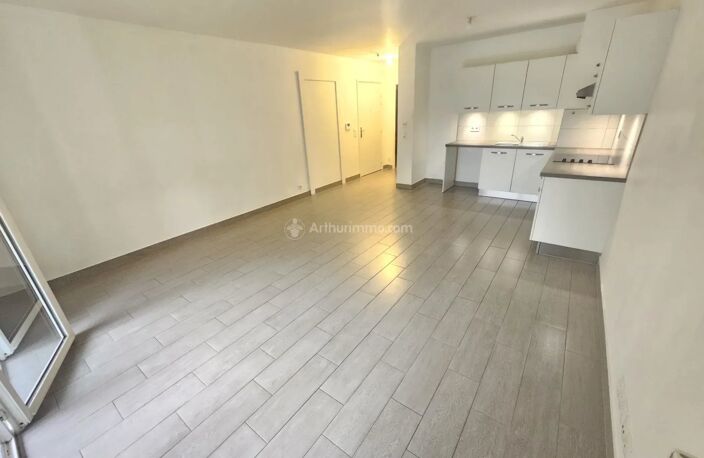 MONTEVRAIN – MAGNIFIQUE 2 PIÈCES DE 46 M² AVEC TERRASSE ET JARDIN DE 45 M² – PLEIN SUD – SANS VIS-À-VIS — photo 3