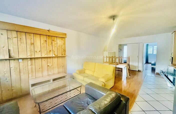 Grenoble Eaux Claires Liberation. Appartement 4 pièces 66m² — photo 3
