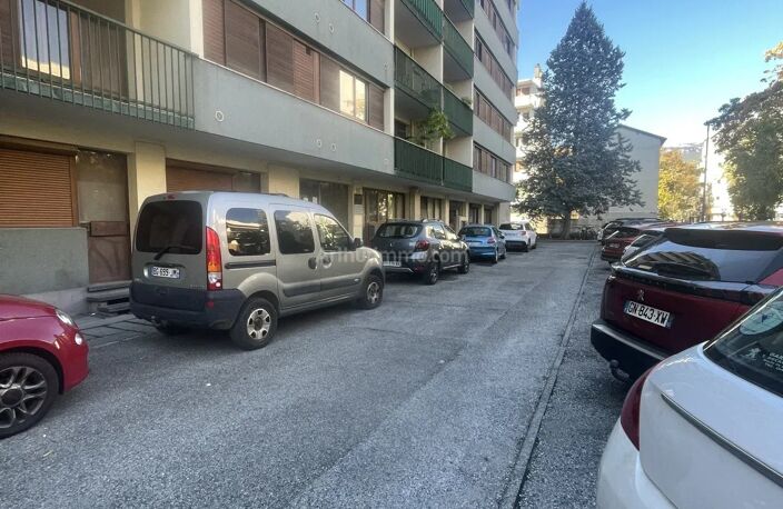 Grenoble Eaux Claires Liberation. Appartement 4 pièces 66m² — photo 4