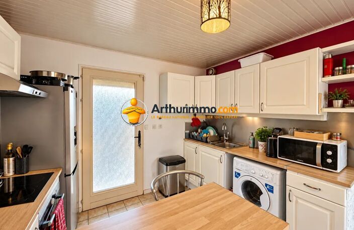 Appartement F3 - 78m² - Terrasse 40m² - DPE D — photo 4