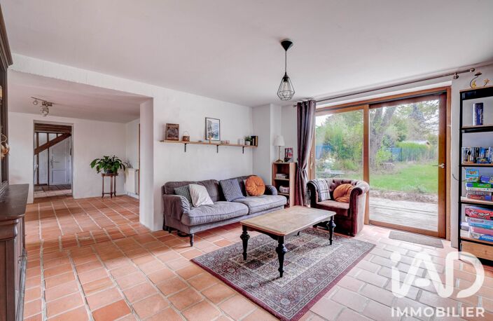 Vente Maison/villa 7 pièces — photo 2