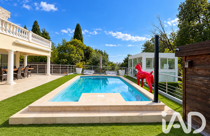 Vente Maison/villa 8 pièces — photo 2