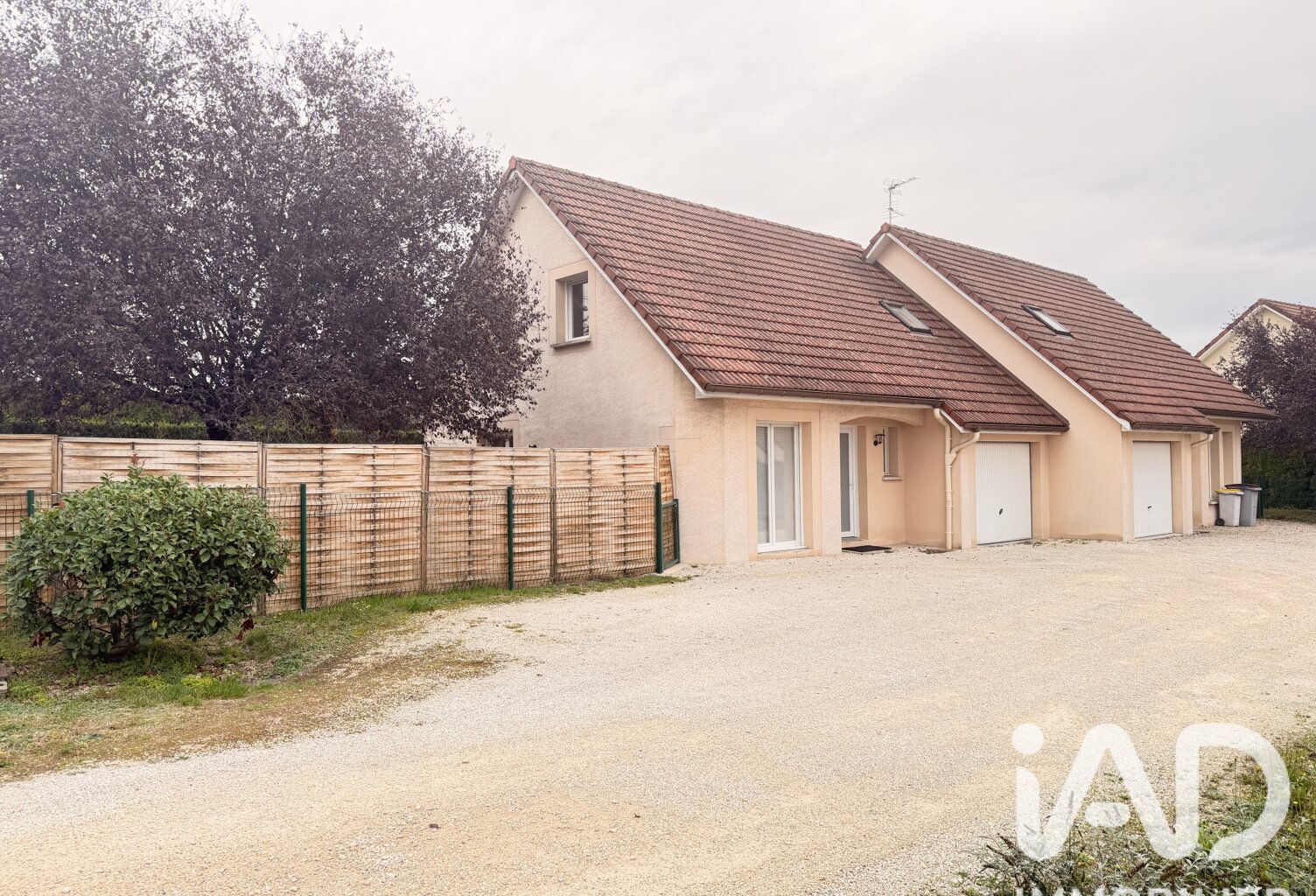 Vente Maison/villa 8 pièces — photo 1