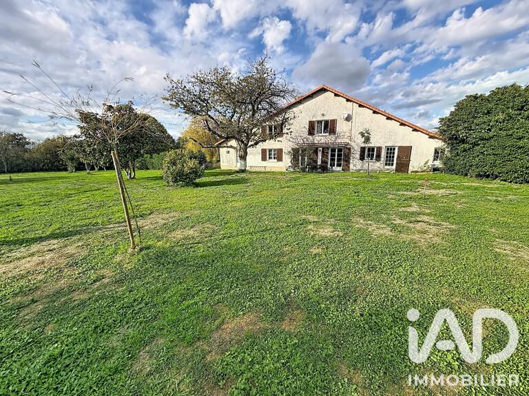 Vente Maison/villa 6 pièces — photo 1