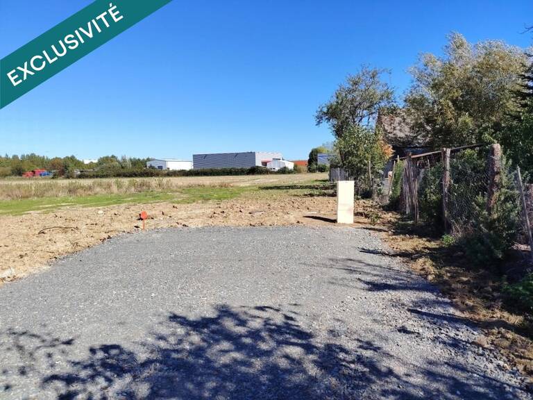 TERRAIN CONSTRUCTIBLE AU CALME — photo 1