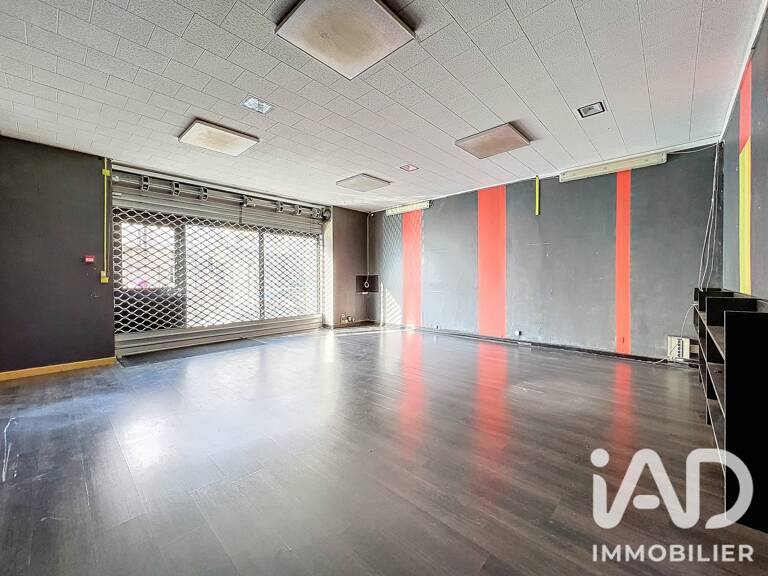 Vente Boutique/Local commercial 145 m&sup2; — photo 1