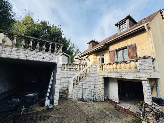 Grande maison à Montfermeil avec fort potentiel — photo du bien