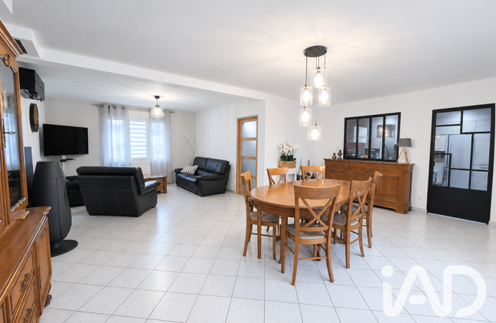 Vente Maison traditionnelle 8 pièces — photo 2