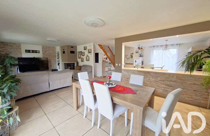 Vente Maison/villa 5 pièces — photo 2