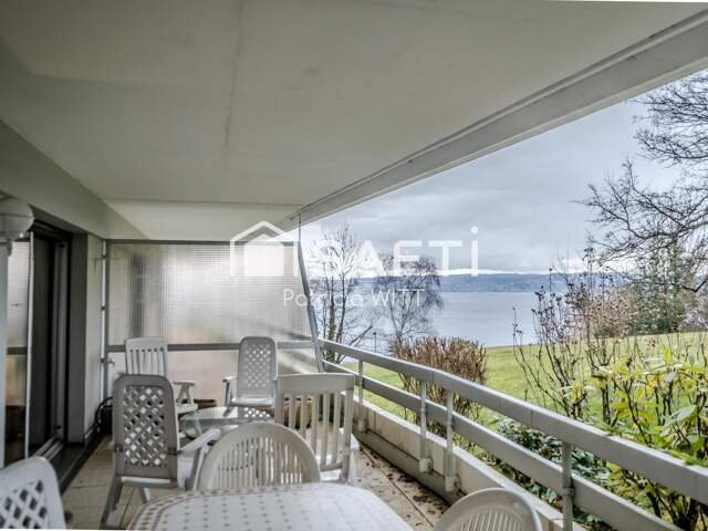 Appartement avec terrasse et vue sur le lac Léman  Adresse prisée à Évian-les-Bains — photo du bien