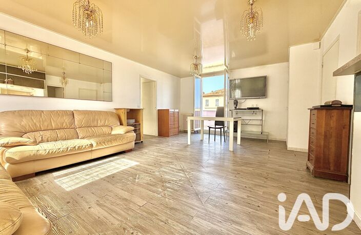 Vente Appartement 5 pièces — photo 2